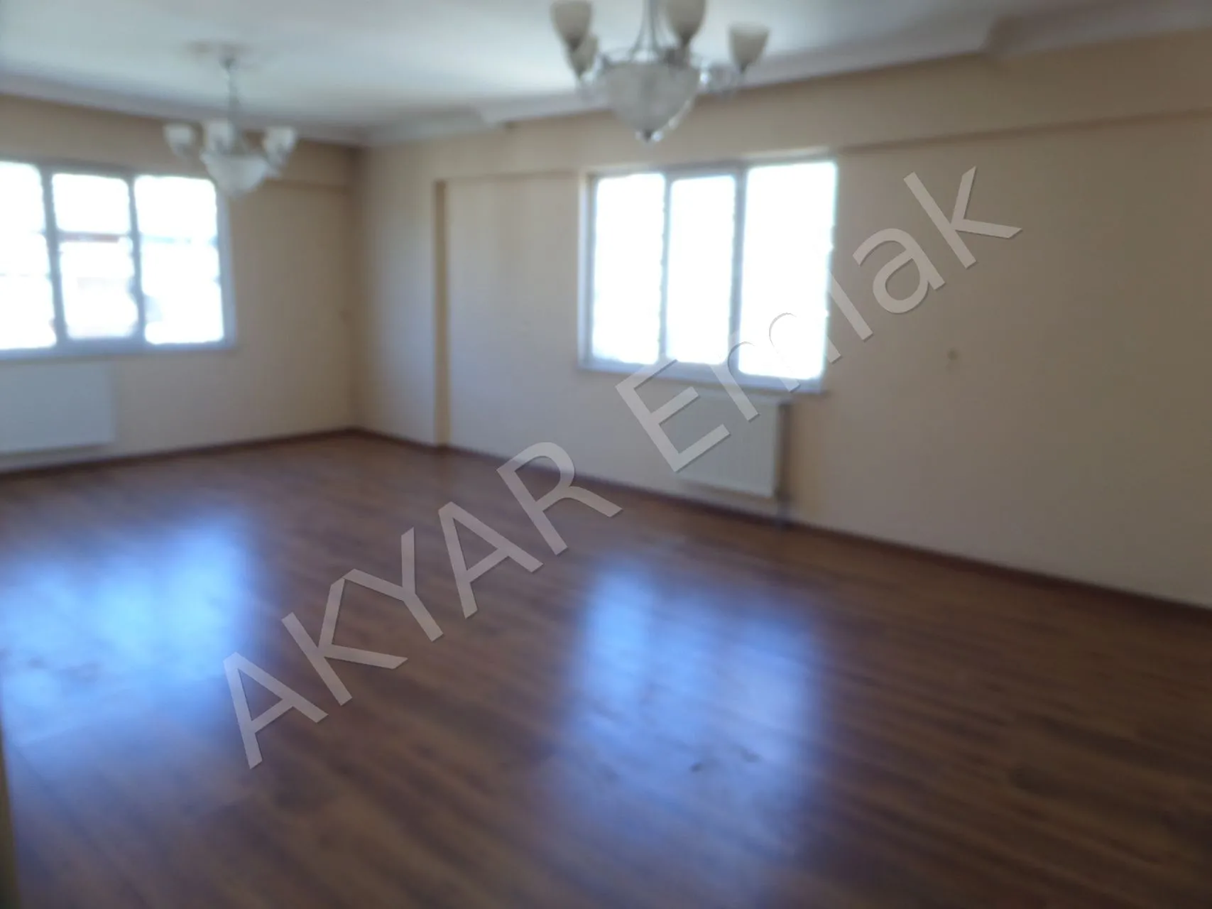 ŞEKER EMLAK'dan Akis inan mahallesi kiralık 3+1 daire — 1